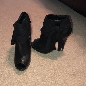 Bakers Peep toed heels